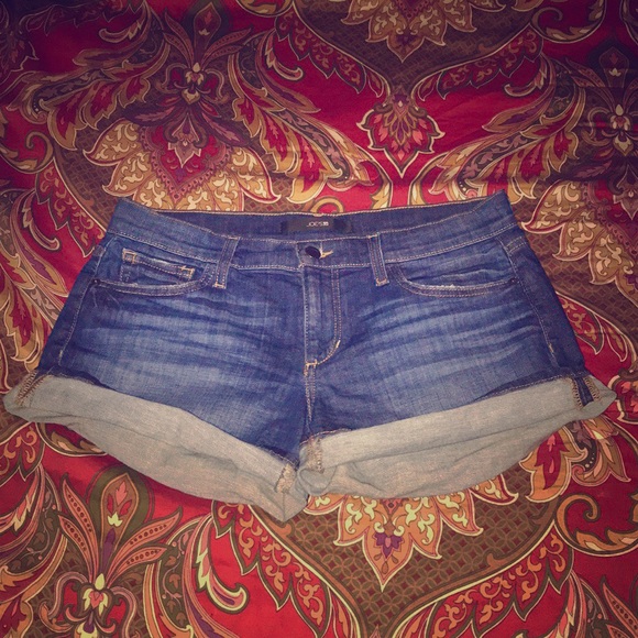 Joe’s Jeans - “Rolled Short” 👖 💙 - Picture 1 of 7